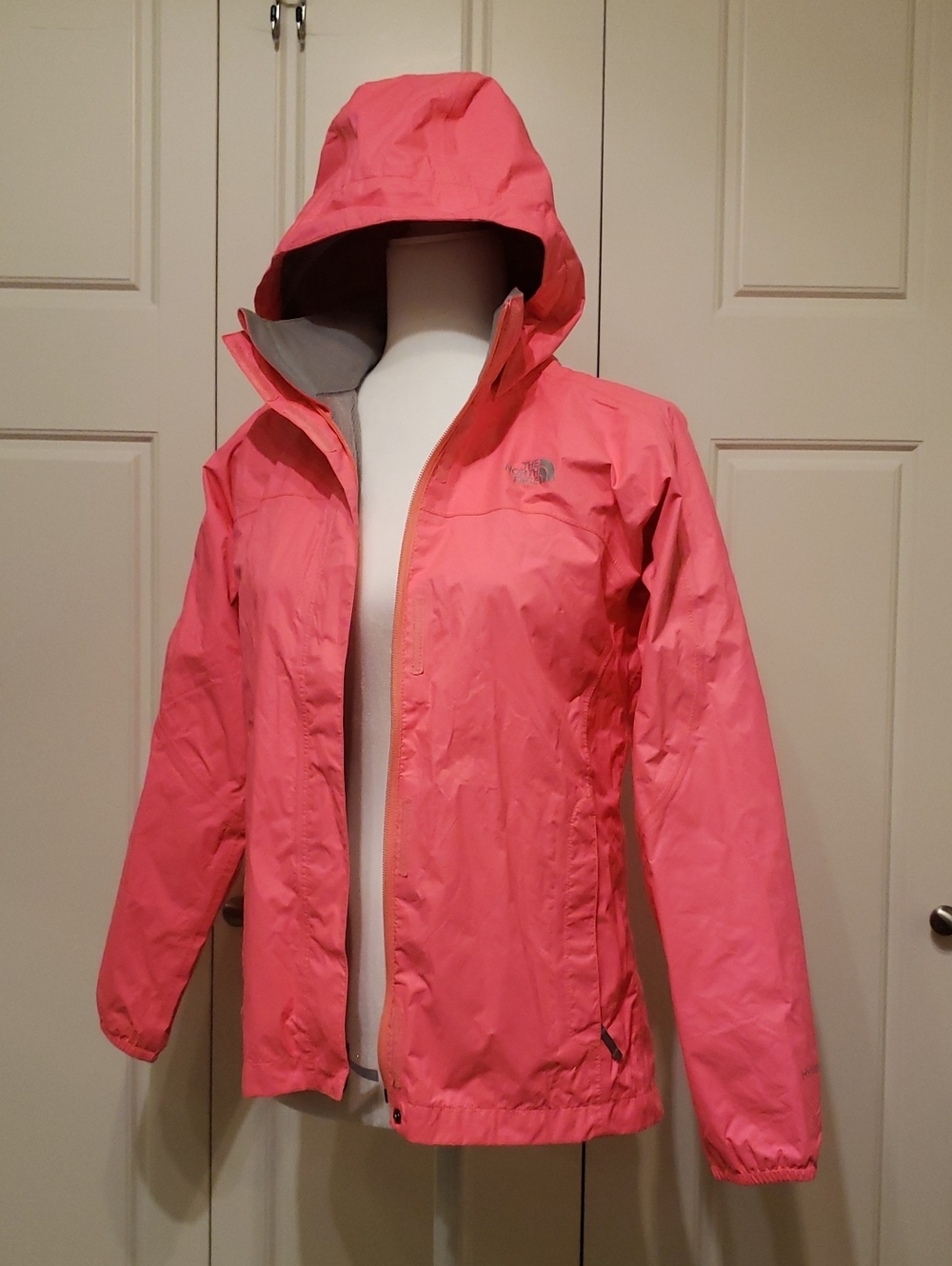 North Face Vivid Salmon Hooded Rain Jacket. Women's XS